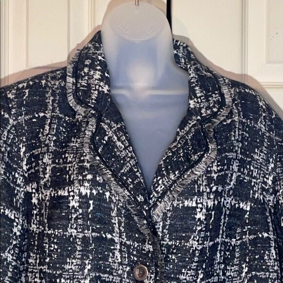 Chico's Gray Metallic Fringe Boucle Jacket 3/L - Picture 2 of 16